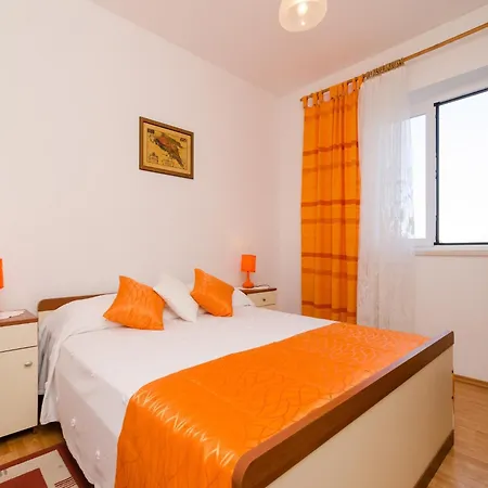 Aneli - Two Bedroom With Terrace And Sea View A2