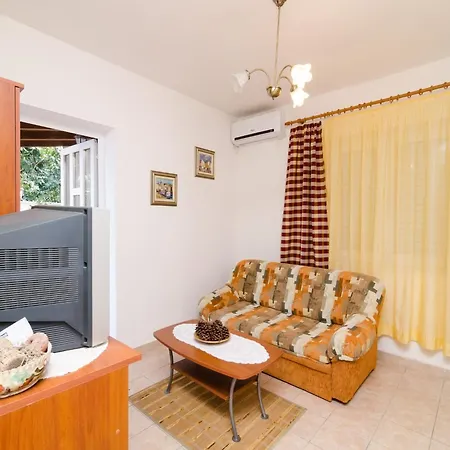 Appartement Aneli - Two Bedroom With Terrace And Sea View A2 *